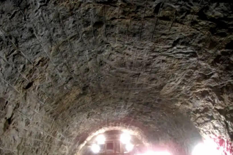 rock-mass-in-tunnel---sinorock